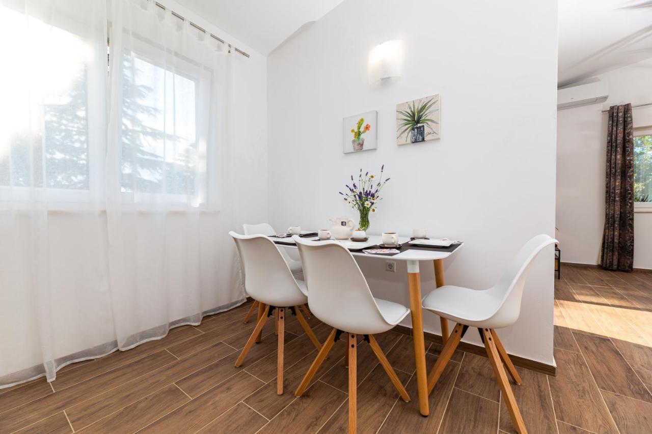 Apartment Nada 1 มาลินสกา ภายนอก รูปภาพ